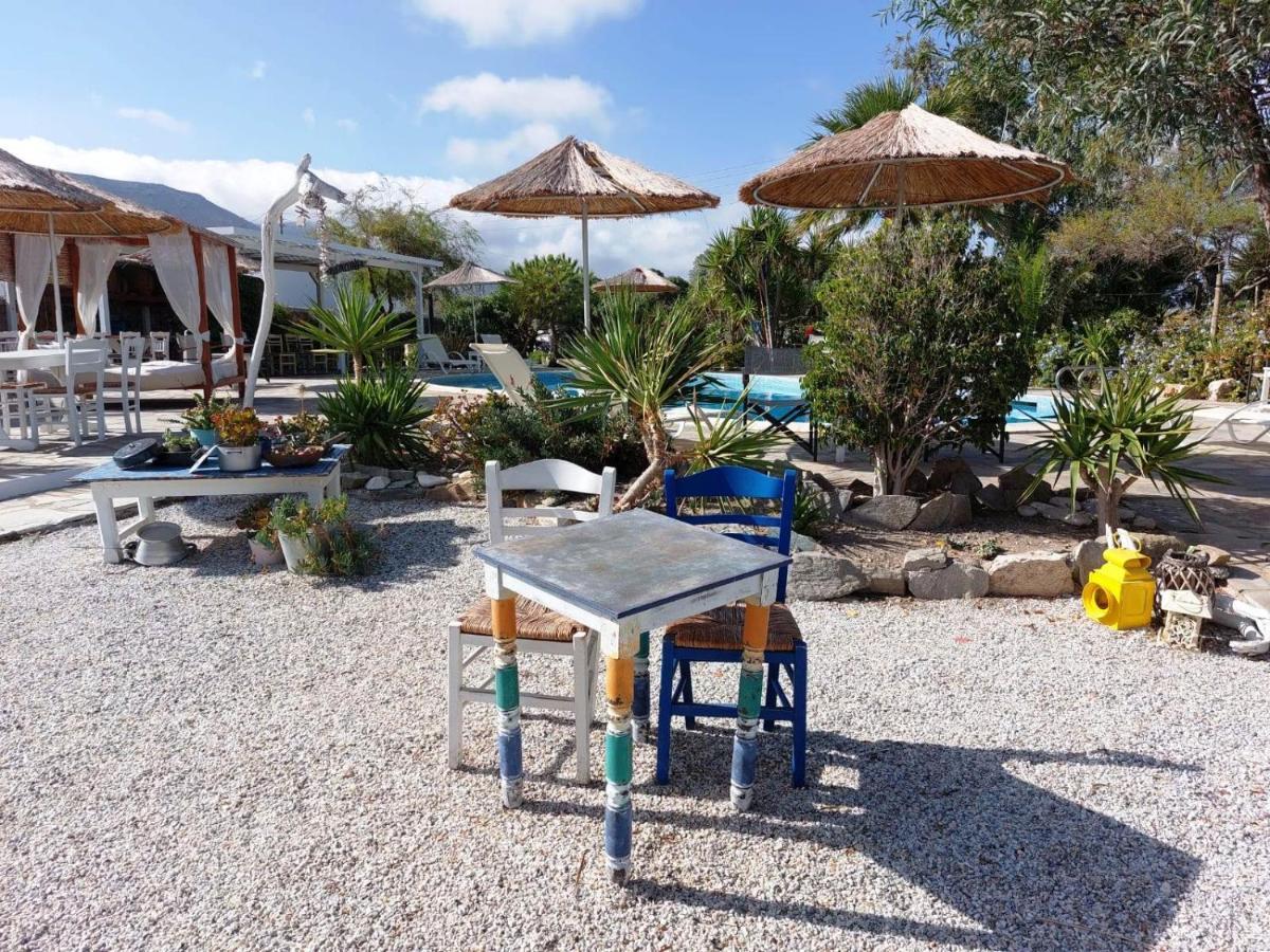 Onira Hotel Парос Екстериор снимка